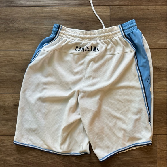 Authentic North Carolina Tarheels Basketball Shorts - Jordan Brand- Men’s Size S - Picture 2 of 5